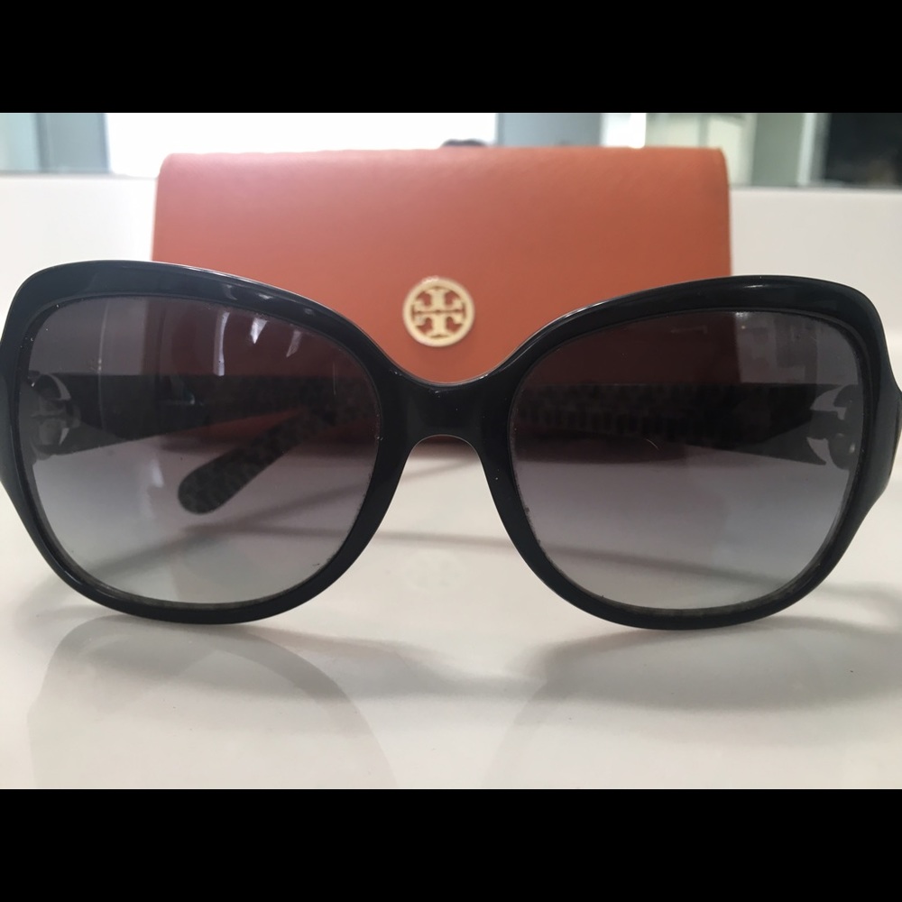 Tory Burch TY7059 sunglasses