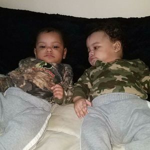 Meet your Posher, Devin