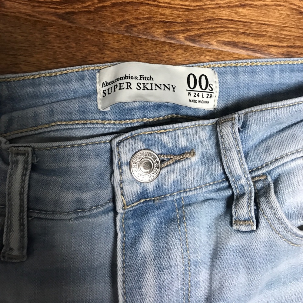 Abercrombie and Fitch Jeans - Picture 2 of 3