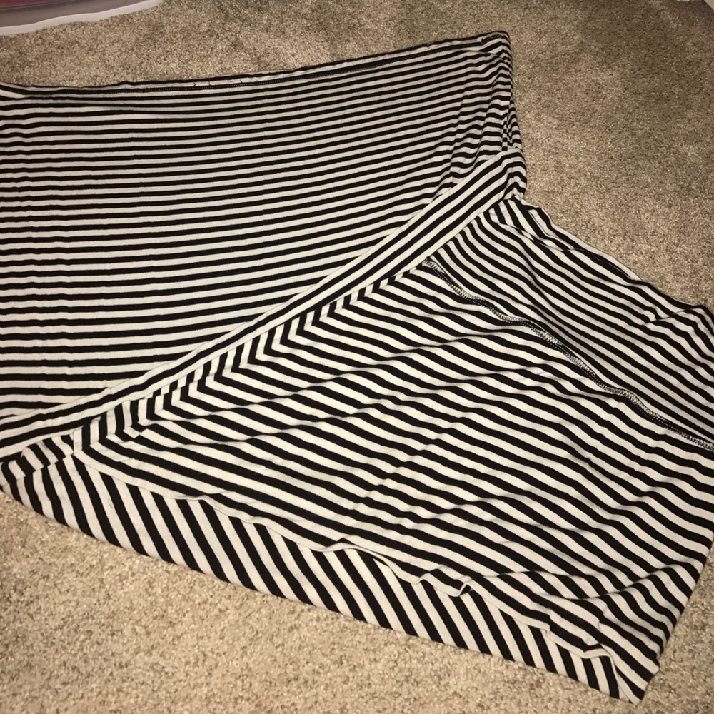 Black and white striped maxi skirt