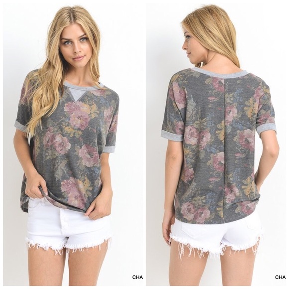 Darling sweatshirt top in charcoal - Picture 2 of 3