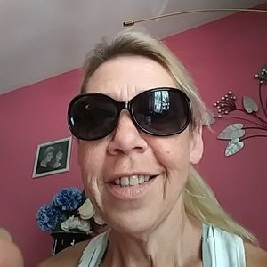 Meet your Posher, Sherry