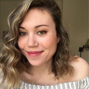 Meet your Posher, Alanna