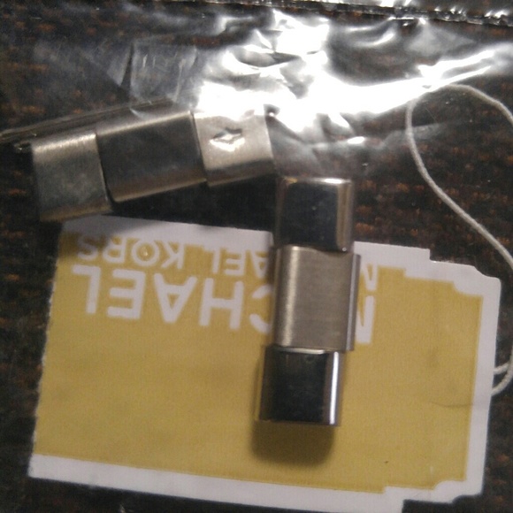 Michael Kors Chronograph Ladies MK5585 watch - Picture 4 of 5