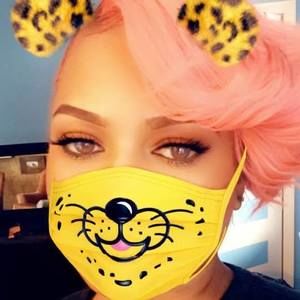 Meet your Posher, Natasha