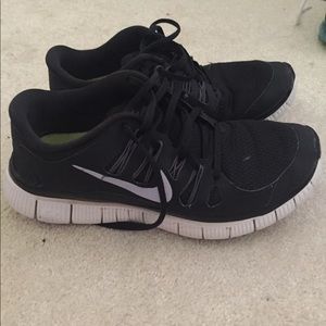 Nike free run size 9