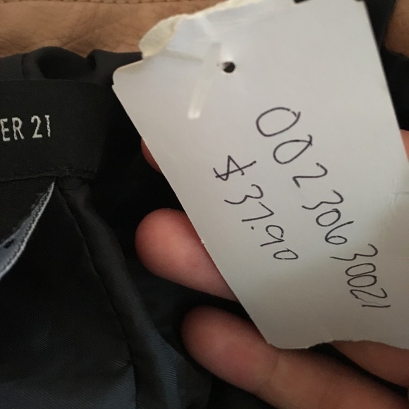 Pleather jacket with belt - Picture 4 of 5