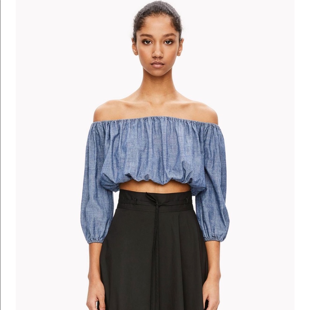 Theory OFF-THE-SHOULDER CROP TOP small