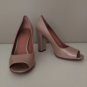 Vince Camuto patent leather peep toe heels