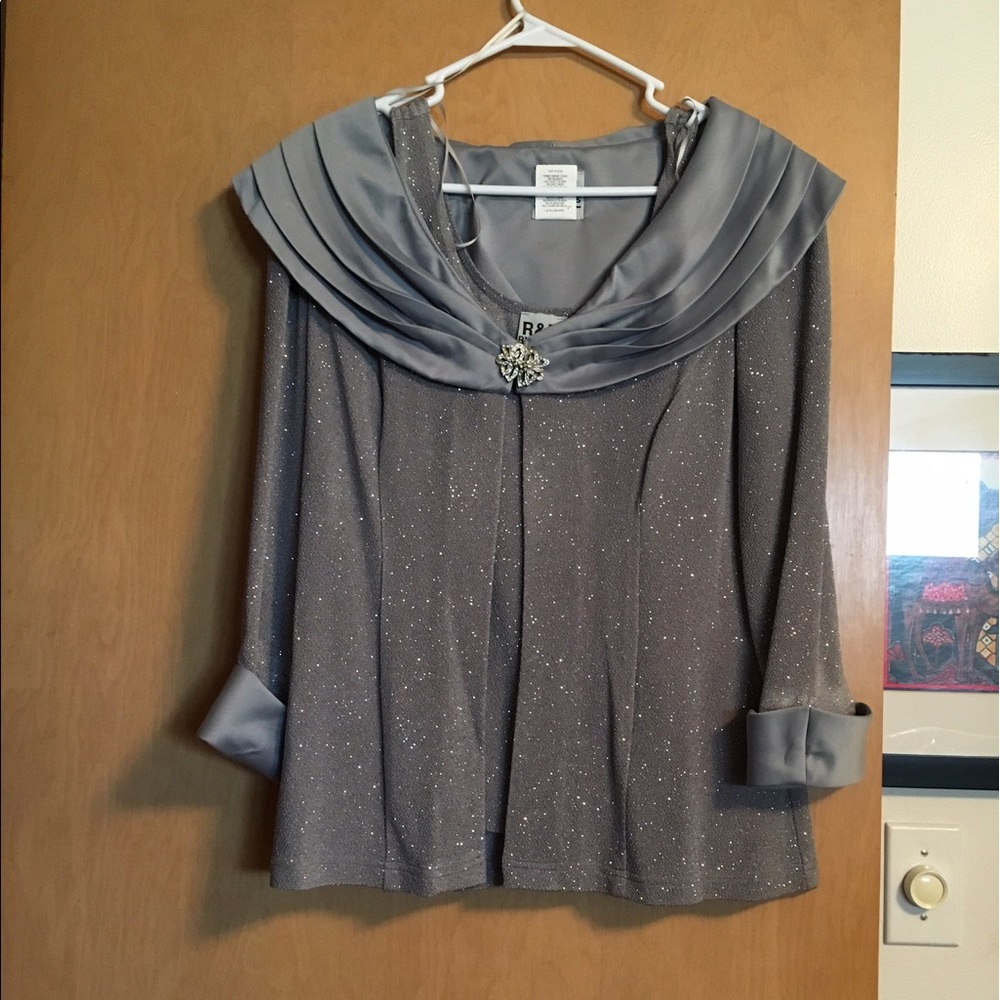 Mother of the bride formal top