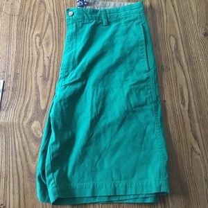 Chaps Flat Front preppy shorts. Green. 100% cotton