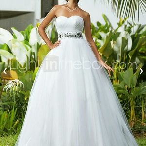 Wedding dress