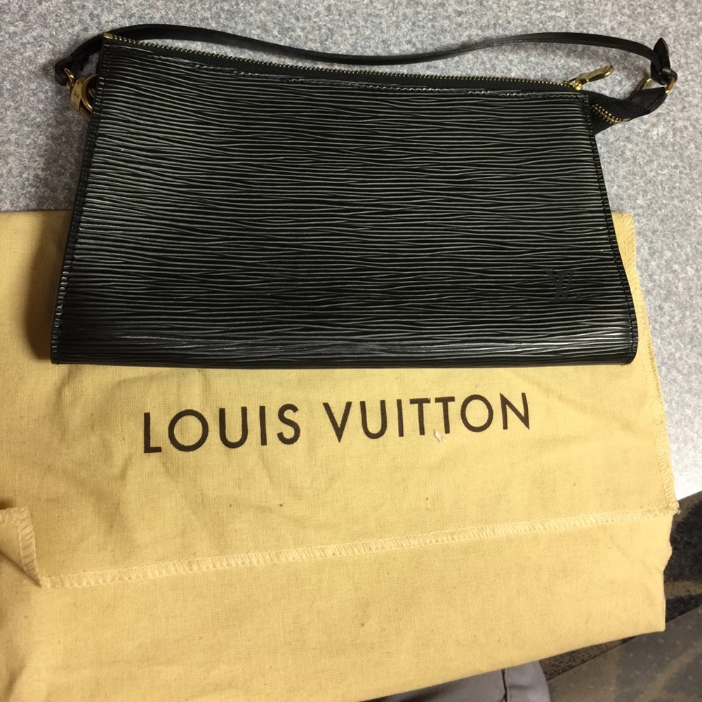 Louis Vuitton bag