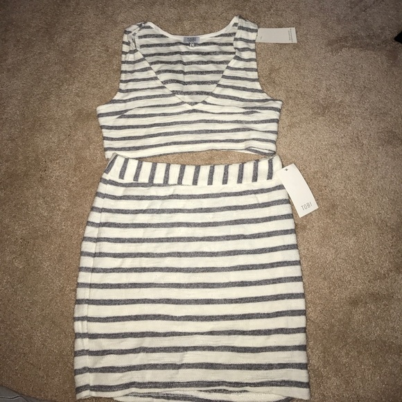 Tobi two piece set - Picture 1 of 3