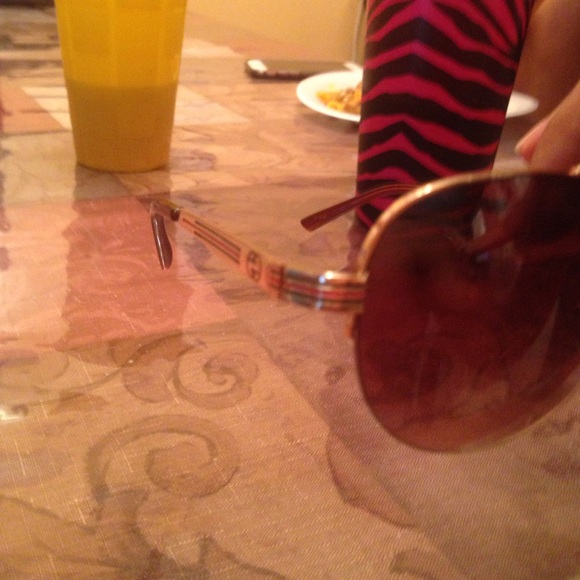 New Glasses Good Condition - Picture 2 of 4