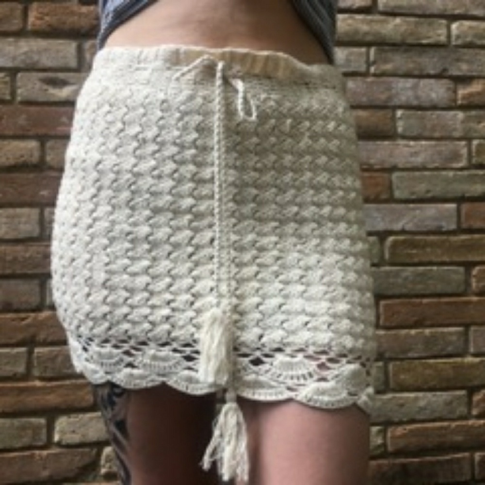 Crochet pencil skirt