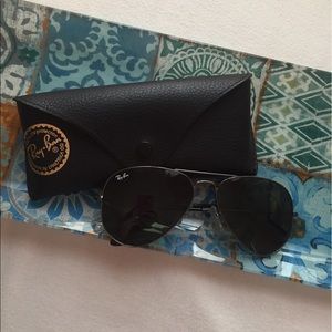 Black framed Ray Bans