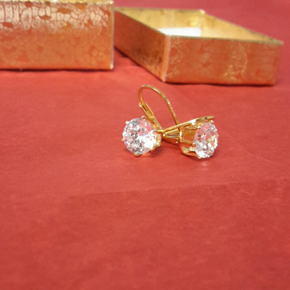 3 CT white CZ's , high quality.