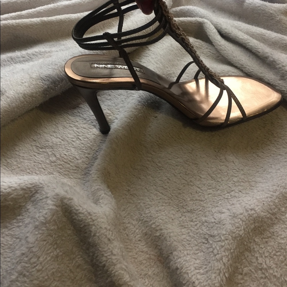 nwot brown nine west heels