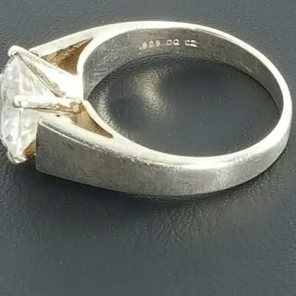 Vintage Sterling Silver QVC Diamonique Ring - Picture 2 of 3