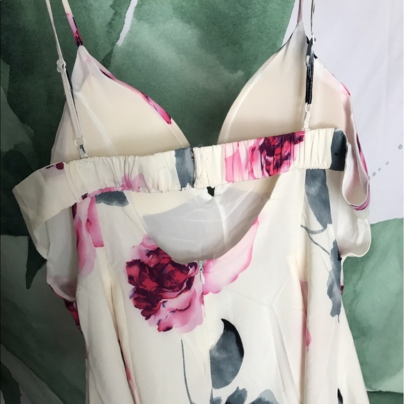 Dresses - Floral dress Dresses - Floral dress