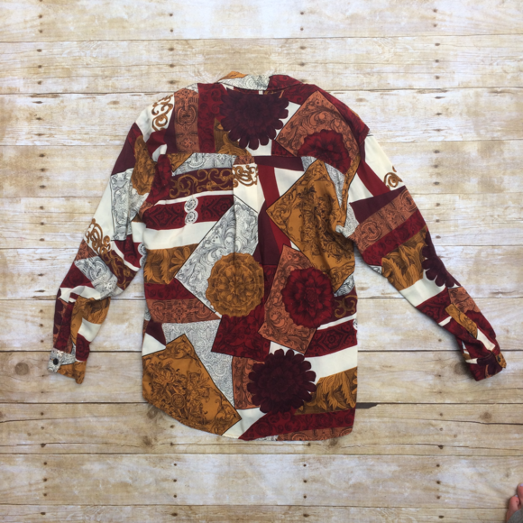 EUC vintage funky button down - Picture 8 of 8