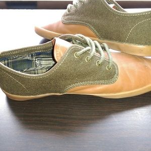 Fred Perry Foxx Leather & Twill shoes