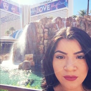 Meet your Posher, Kimberly