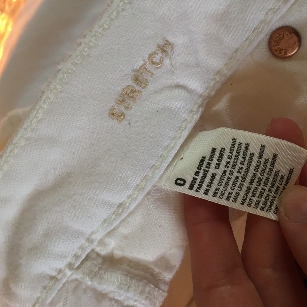 White AEO Shorts - Picture 4 of 4
