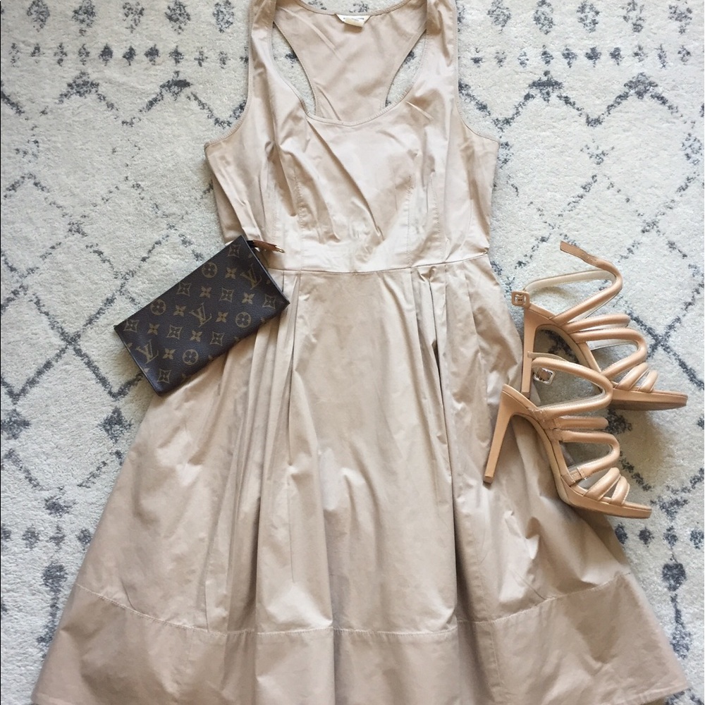 💥SALE💥 Club Monaco - Khaki Dress