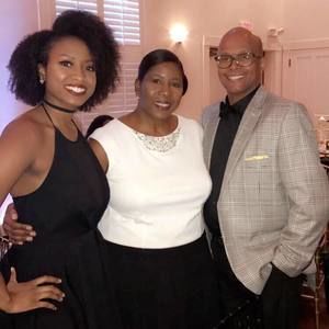 Meet your Posher, Mia