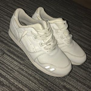 white asics gel lyte 3