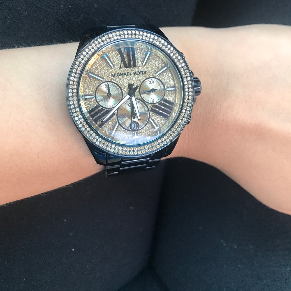 Watch with links and box included