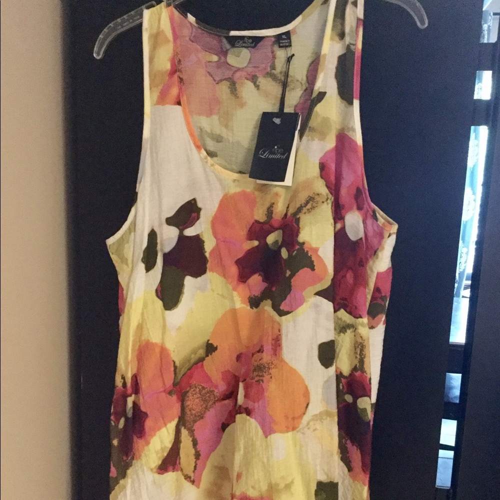 NWT Ripe Maternity floral top sz XL