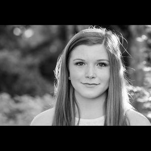 Meet your Posher, Emma