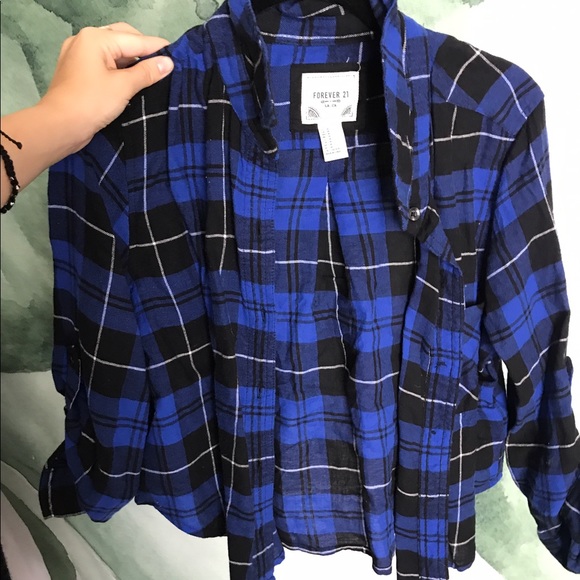Tops - Cropped flannel Tops - Cropped flannel