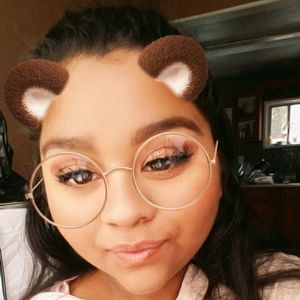 Meet your Posher, Sandy