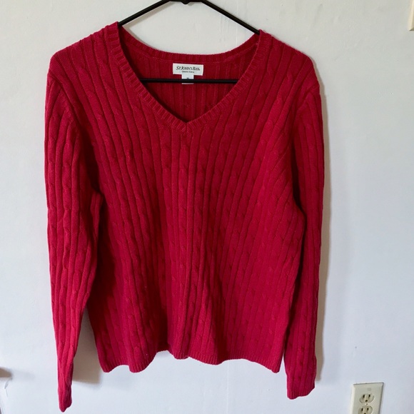 St. John's Bay Sweaters - NWOT CLASSIC SWEATER ☘️