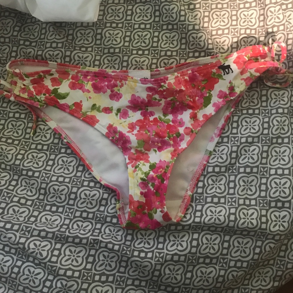 bikini bottoms