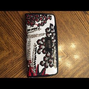 Gigi Hill Wallet