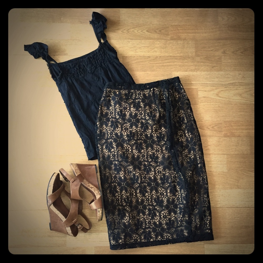 Vintage Lace Pencil Skirt