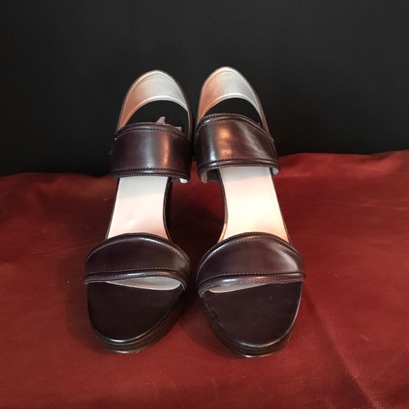 Mac Studio Heels - Picture 2 of 4