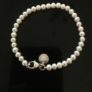 Tiffany &Co. Pearl Sterling silver bracelet