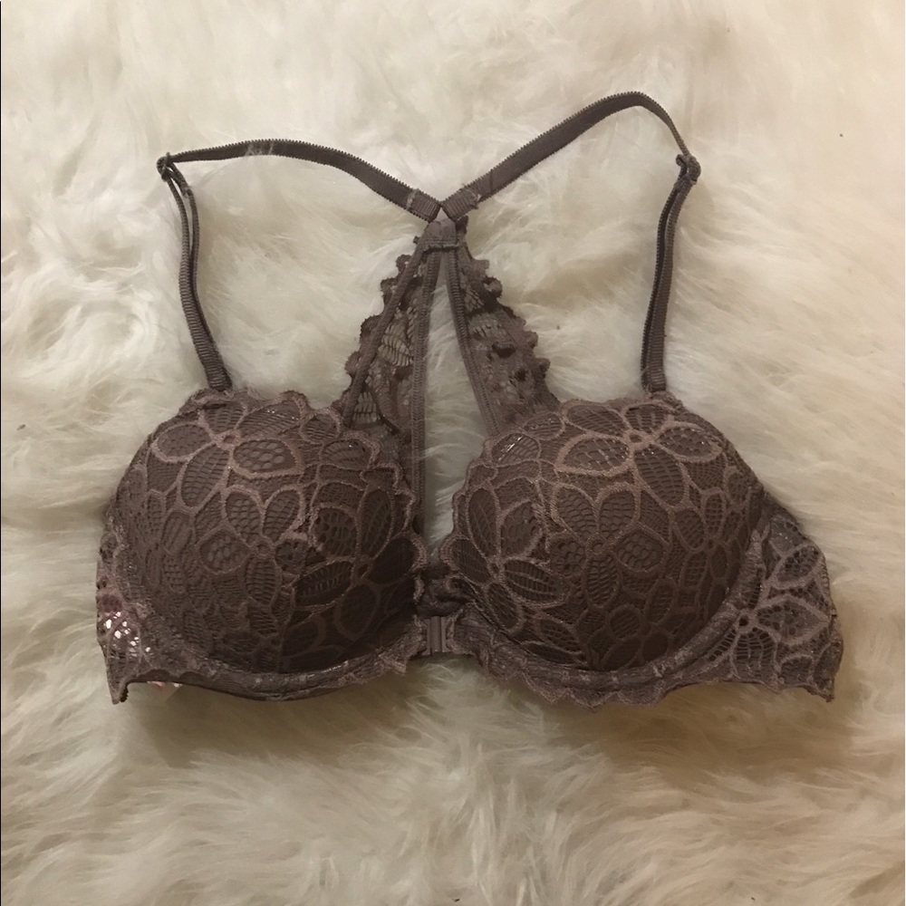 *New* Victoria's Secret lace bra