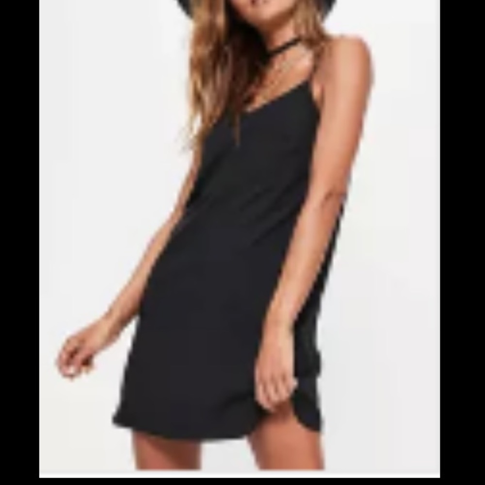 NWT MISSGUIDED Black shift dress size 4