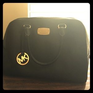 LG Satchel MK
