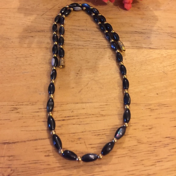 Vintage cat eye necklace - Picture 3 of 4