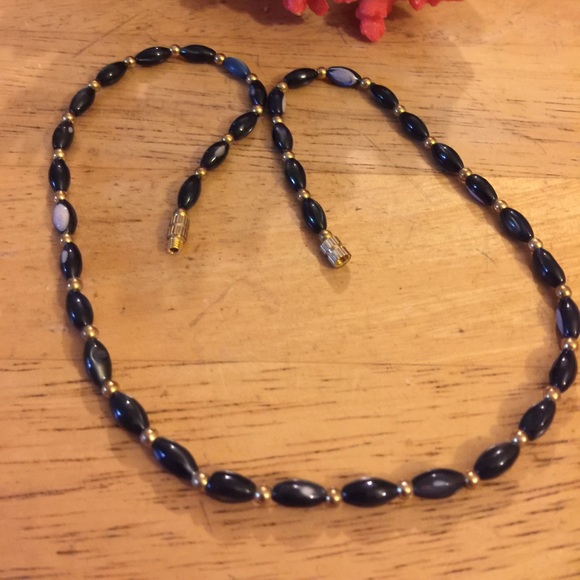 Vintage cat eye necklace - Picture 4 of 4