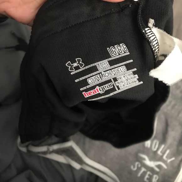 Shorts - Picture 2 of 3