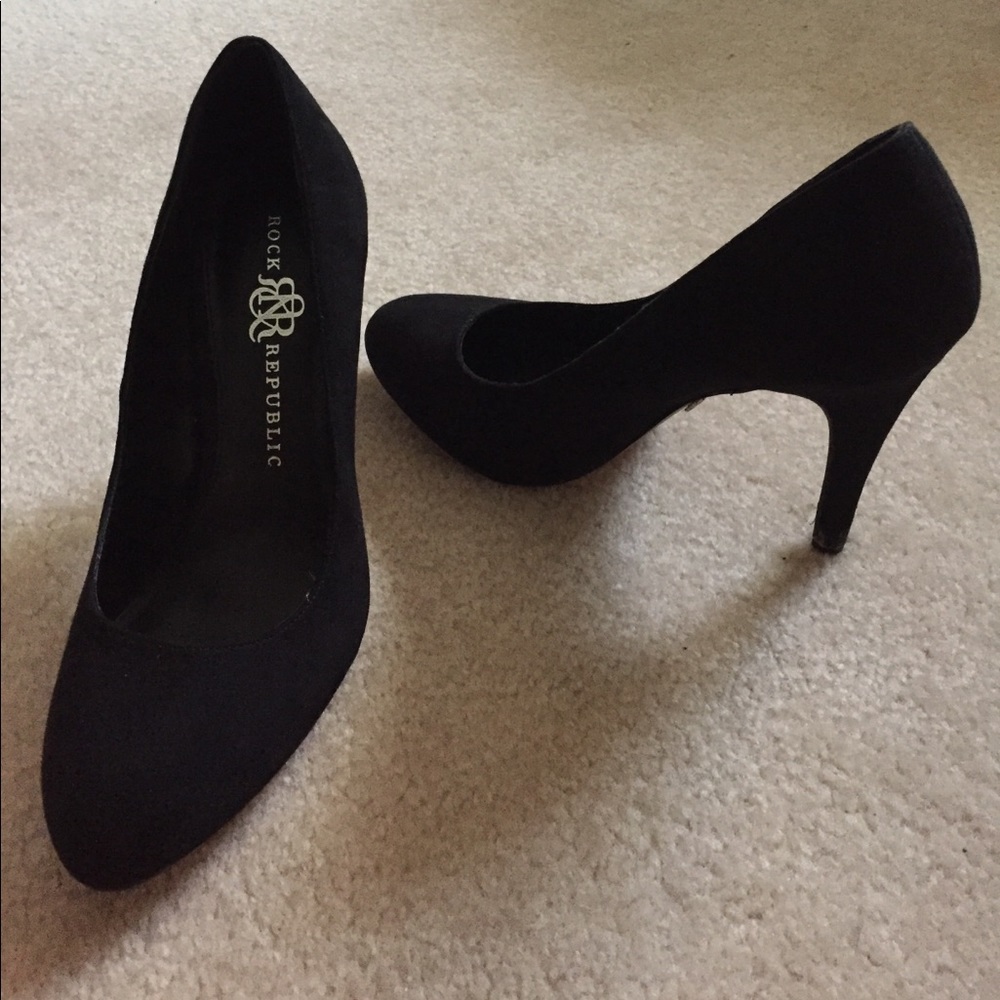 Rock Republic Black high heels